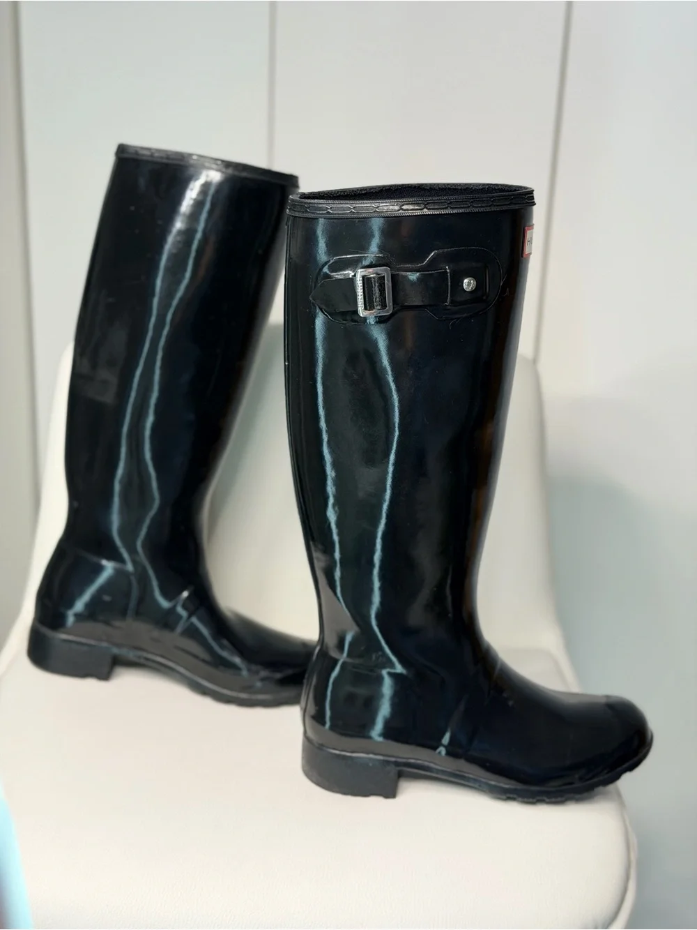 Rare Hunter Original Tour Travel Pack Glossy Black Tall Rain Boots Socks Light